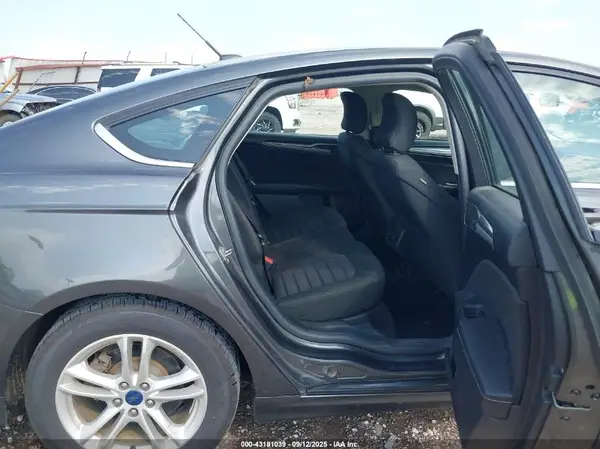 3FA6P0HD6JR238231 2018 FORD FUSION - Image 8