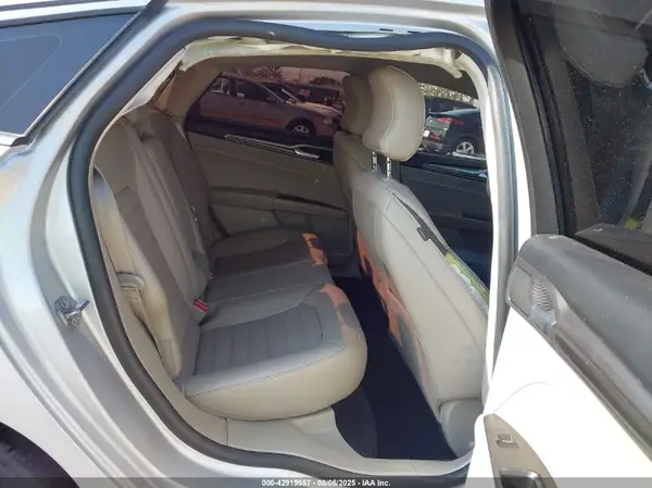 3FA6P0HD6JR258074 2018 FORD FUSION - Image 8