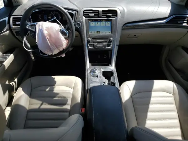 3FA6P0HD6JR275943 2018 FORD FUSION - Image 8
