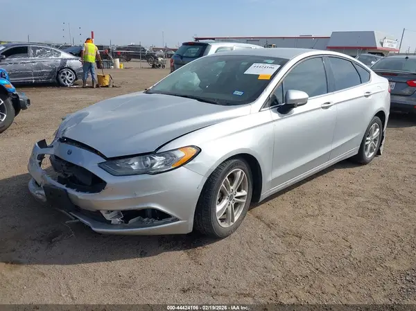 3FA6P0HD6JR276932 2018 FORD FUSION - Image 2