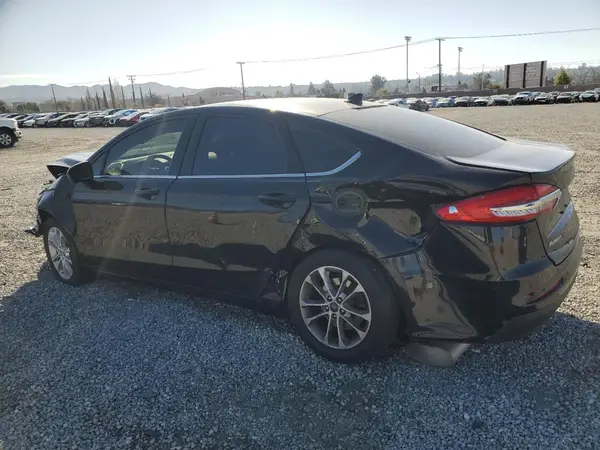 3FA6P0HD6KR104305 2019 FORD FUSION - Image 2