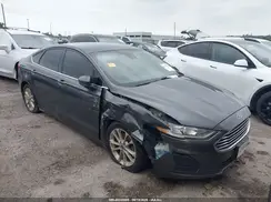 3FA6P0HD6KR130144 2019 FORD FUSION