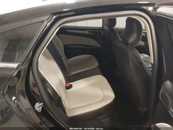 3FA6P0HD6KR145629 2019 FORD FUSION - Image 8