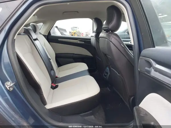 3FA6P0HD6KR148269 2019 FORD FUSION - Image 8