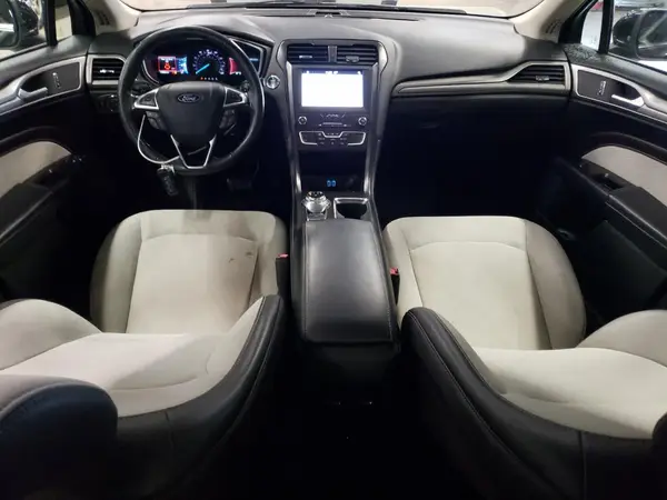 3FA6P0HD6KR156906 2019 FORD FUSION - Image 8