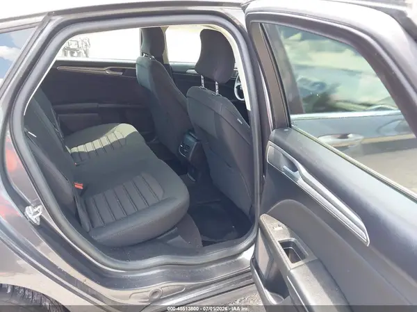3FA6P0HD6KR160857 2019 FORD FUSION - Image 8