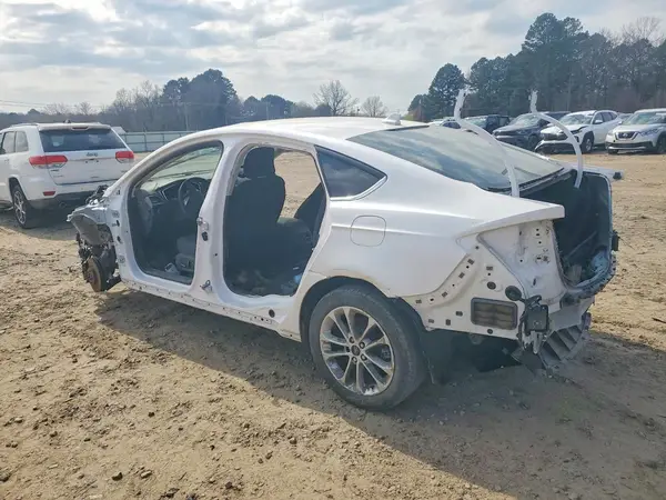 3FA6P0HD6KR176914 2019 FORD FUSION - Image 2