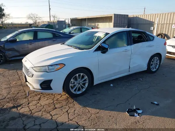 3FA6P0HD6KR178873 2019 FORD FUSION - Image 2