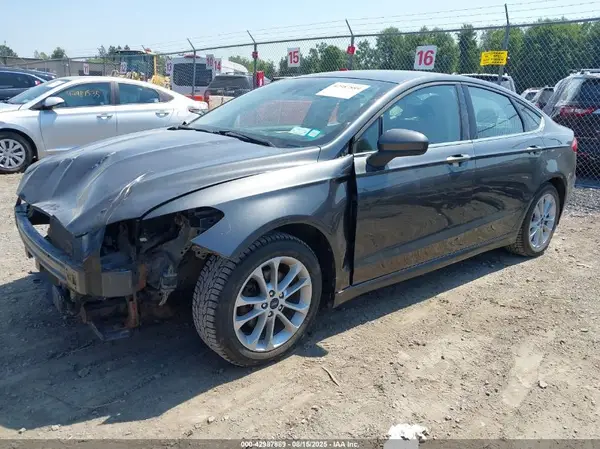 3FA6P0HD6KR185774 2019 FORD FUSION - Image 2