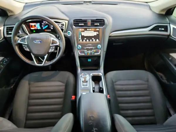 3FA6P0HD6KR198203 2019 FORD FUSION - Image 8