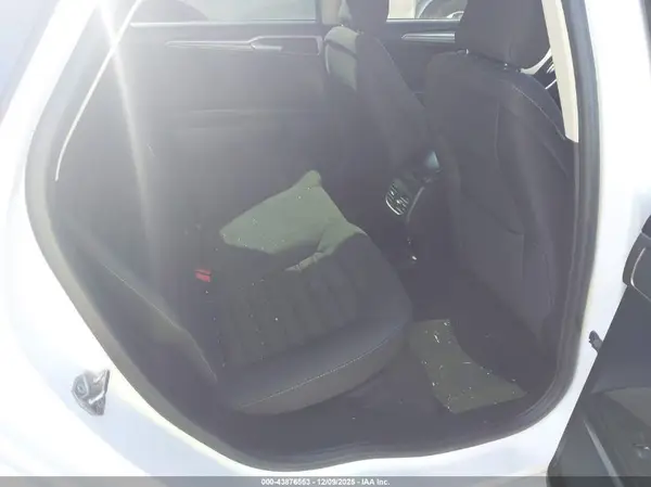 3FA6P0HD6KR216277 2019 FORD FUSION - Image 8