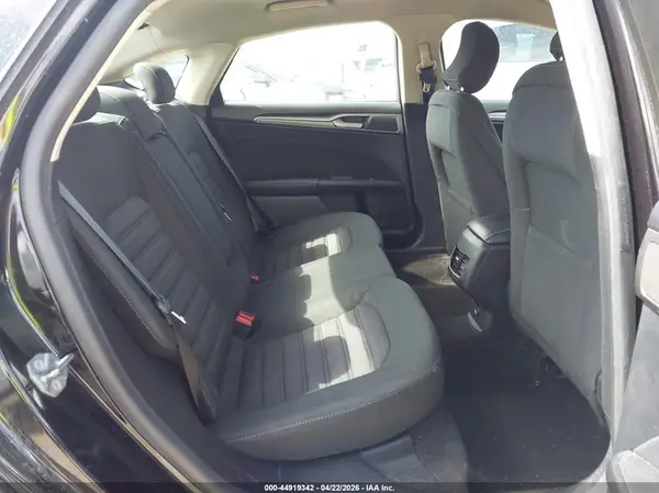 3FA6P0HD6KR239638 2019 FORD FUSION - Image 8