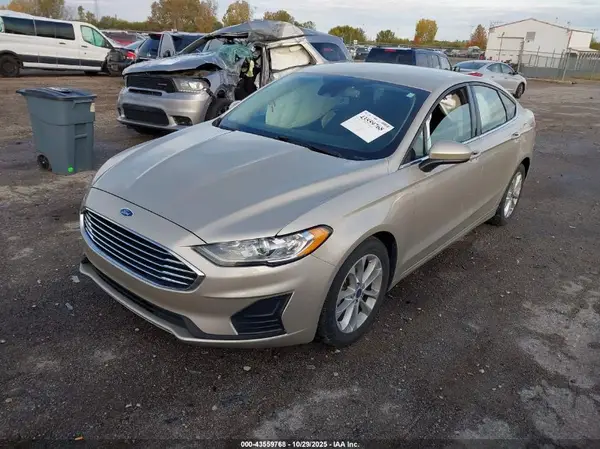 3FA6P0HD6KR239705 2019 FORD FUSION - Image 2