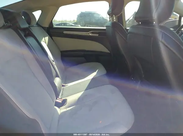 3FA6P0HD6KR245732 2019 FORD FUSION - Image 8