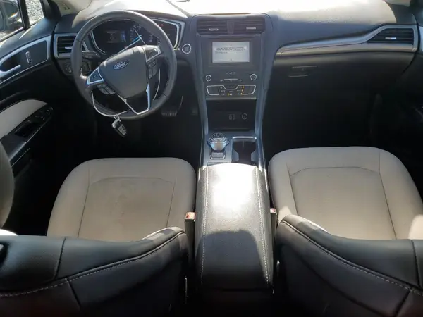 3FA6P0HD6KR246914 2019 FORD FUSION - Image 8