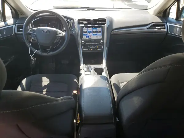 3FA6P0HD6KR249196 2019 FORD FUSION - Image 8