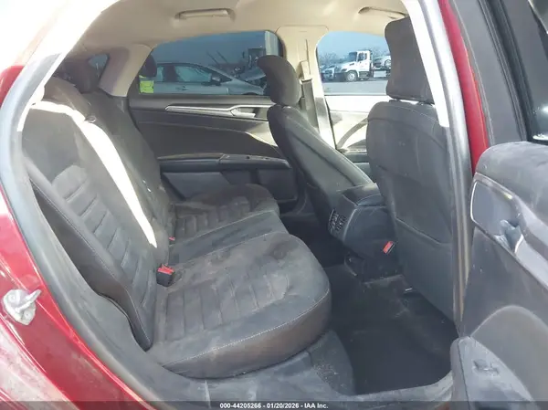 3FA6P0HD6KR268184 2019 FORD FUSION - Image 8