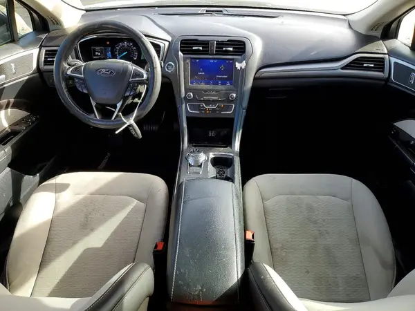 3FA6P0HD6KR282585 2019 FORD FUSION - Image 8