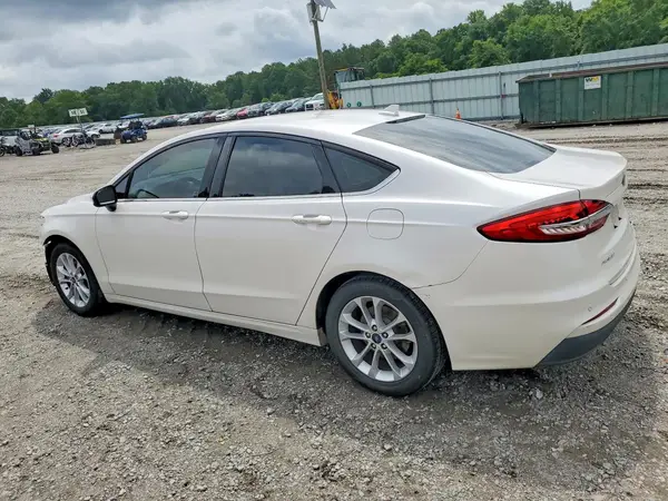 3FA6P0HD6LR102958 2020 FORD FUSION - Image 2
