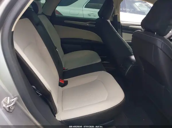 3FA6P0HD6LR111238 2020 FORD FUSION - Image 8
