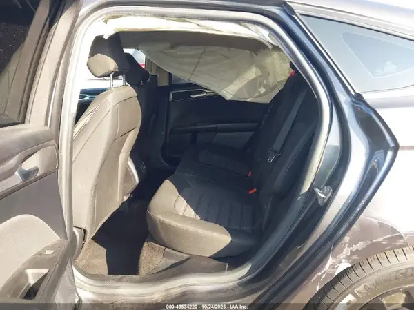 3FA6P0HD6LR112809 2020 FORD FUSION - Image 8