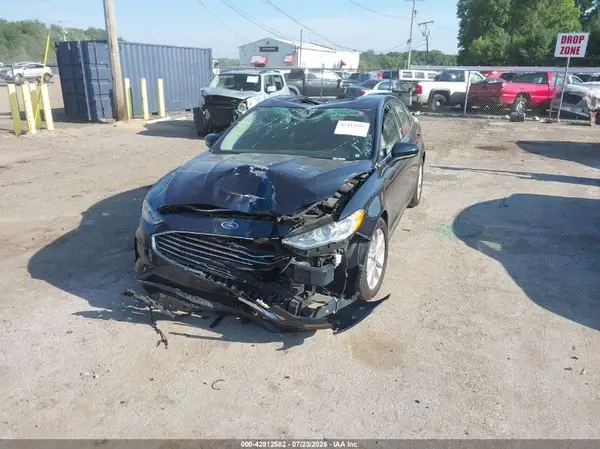 3FA6P0HD6LR125043 2020 FORD FUSION - Image 2