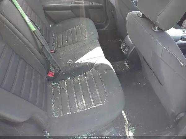 3FA6P0HD6LR125043 2020 FORD FUSION - Image 8
