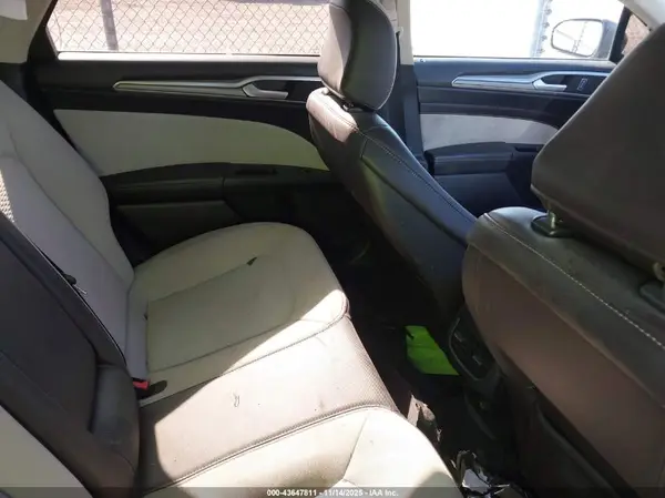 3FA6P0HD6LR126239 2020 FORD FUSION - Image 8