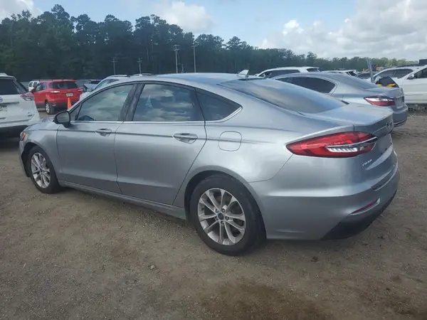 3FA6P0HD6LR134843 2020 FORD FUSION - Image 2