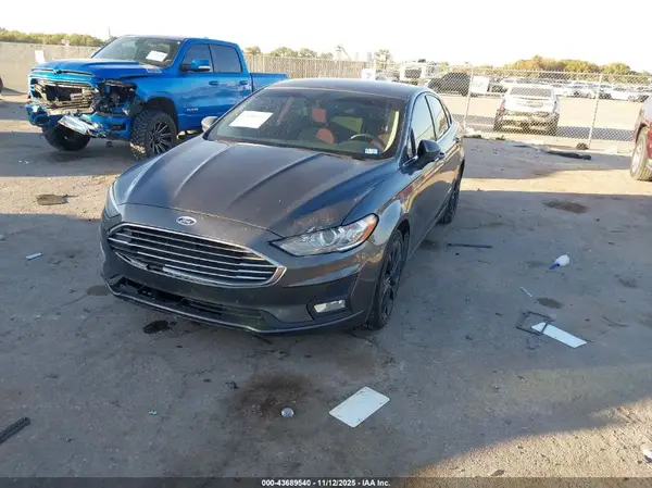 3FA6P0HD6LR143607 2020 FORD FUSION - Image 2