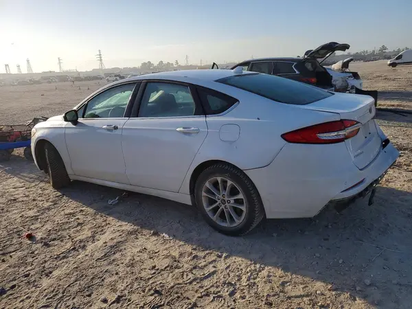 3FA6P0HD6LR147866 2020 FORD FUSION - Image 2