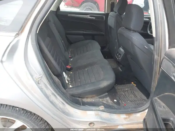 3FA6P0HD6LR150637 2020 FORD FUSION - Image 8