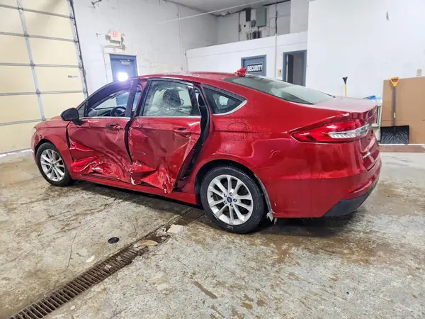 3FA6P0HD6LR160715 2020 FORD FUSION - Image 2