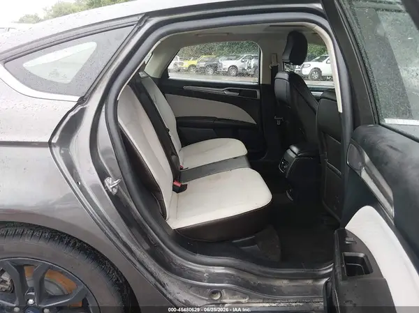 3FA6P0HD6LR164246 2020 FORD FUSION - Image 8