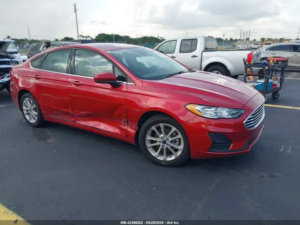3FA6P0HD6LR186215 2020 FORD FUSION - Image 1