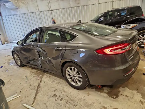 3FA6P0HD6LR187106 2020 FORD FUSION - Image 2