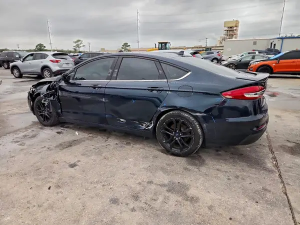 3FA6P0HD6LR218919 2020 FORD FUSION - Image 2