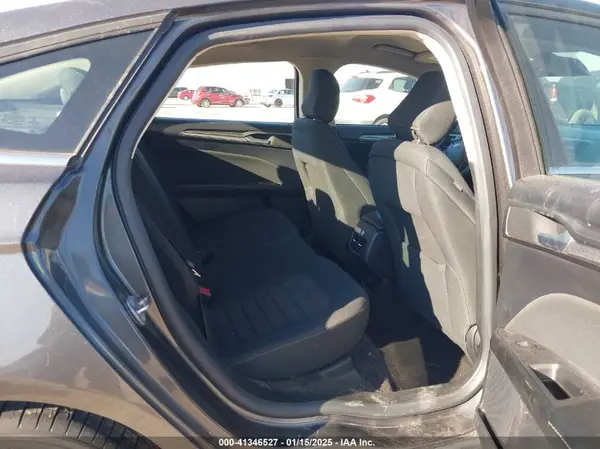 3FA6P0HD6LR230925 2020 FORD FUSION - Image 8