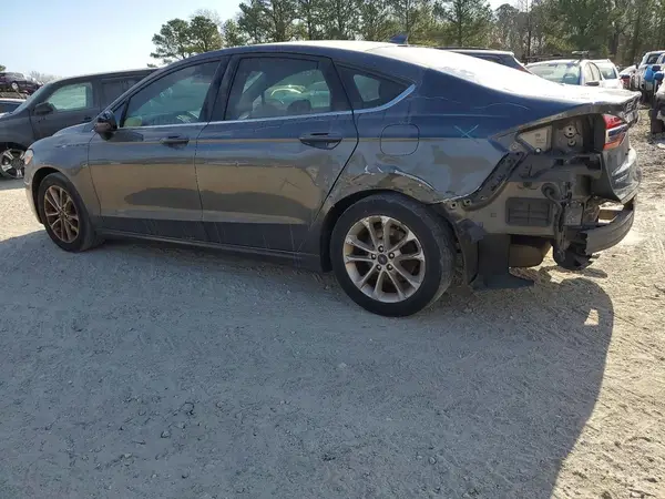 3FA6P0HD6LR235364 2020 FORD FUSION - Image 2