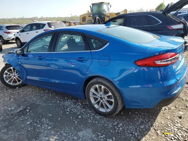 3FA6P0HD6LR235915 2020 FORD FUSION - Image 2