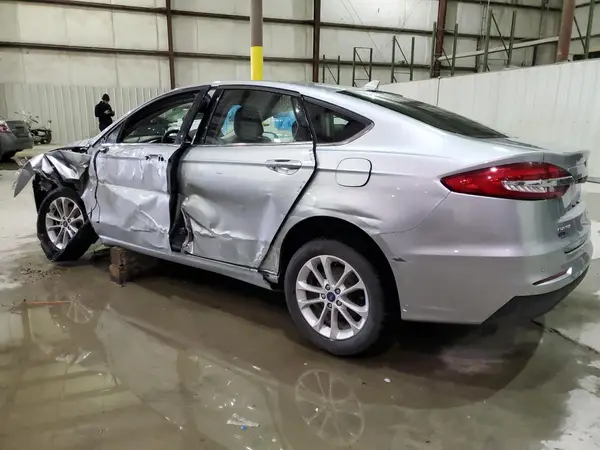 3FA6P0HD6LR251337 2020 FORD FUSION - Image 2