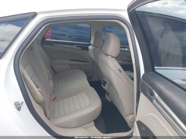 3FA6P0HD6LR252987 2020 FORD FUSION - Image 8