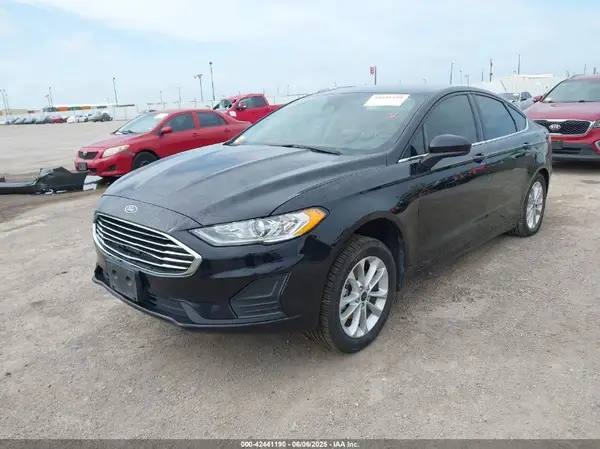 3FA6P0HD6LR260717 2020 FORD FUSION - Image 2