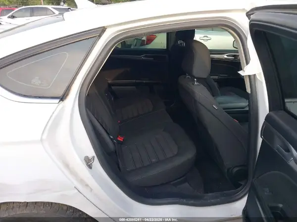 3FA6P0HD6LR262080 2020 FORD FUSION - Image 8