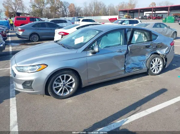 3FA6P0HD6LR263049 2020 FORD FUSION - Image 2