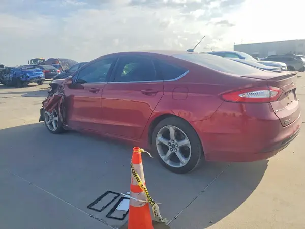 3FA6P0HD7GR105034 2016 FORD FUSION - Image 2