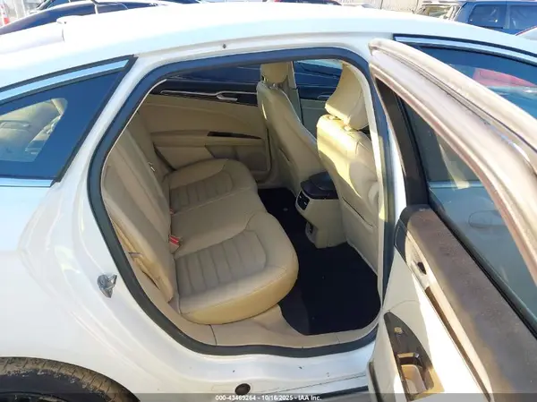 3FA6P0HD7GR138678 2016 FORD FUSION - Image 8