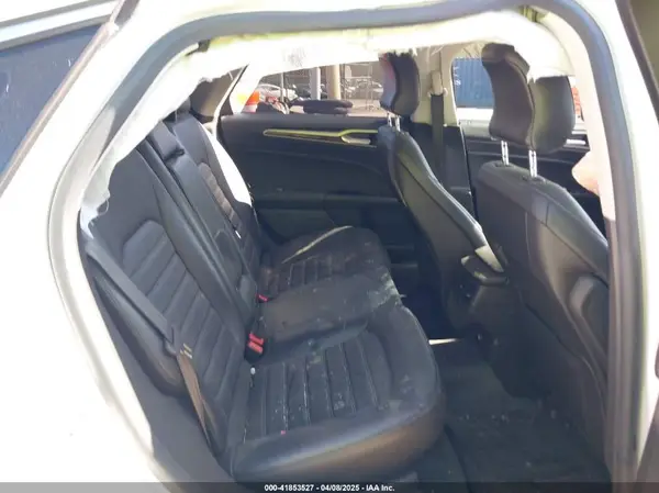 3FA6P0HD7GR205165 2016 FORD FUSION - Image 8