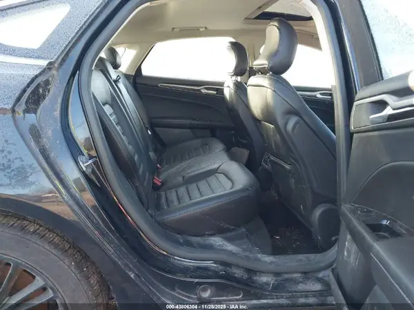 3FA6P0HD7GR205957 2016 FORD FUSION - Image 8