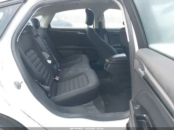 3FA6P0HD7GR219521 2016 FORD FUSION - Image 8